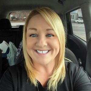 Meet your Posher, Lori